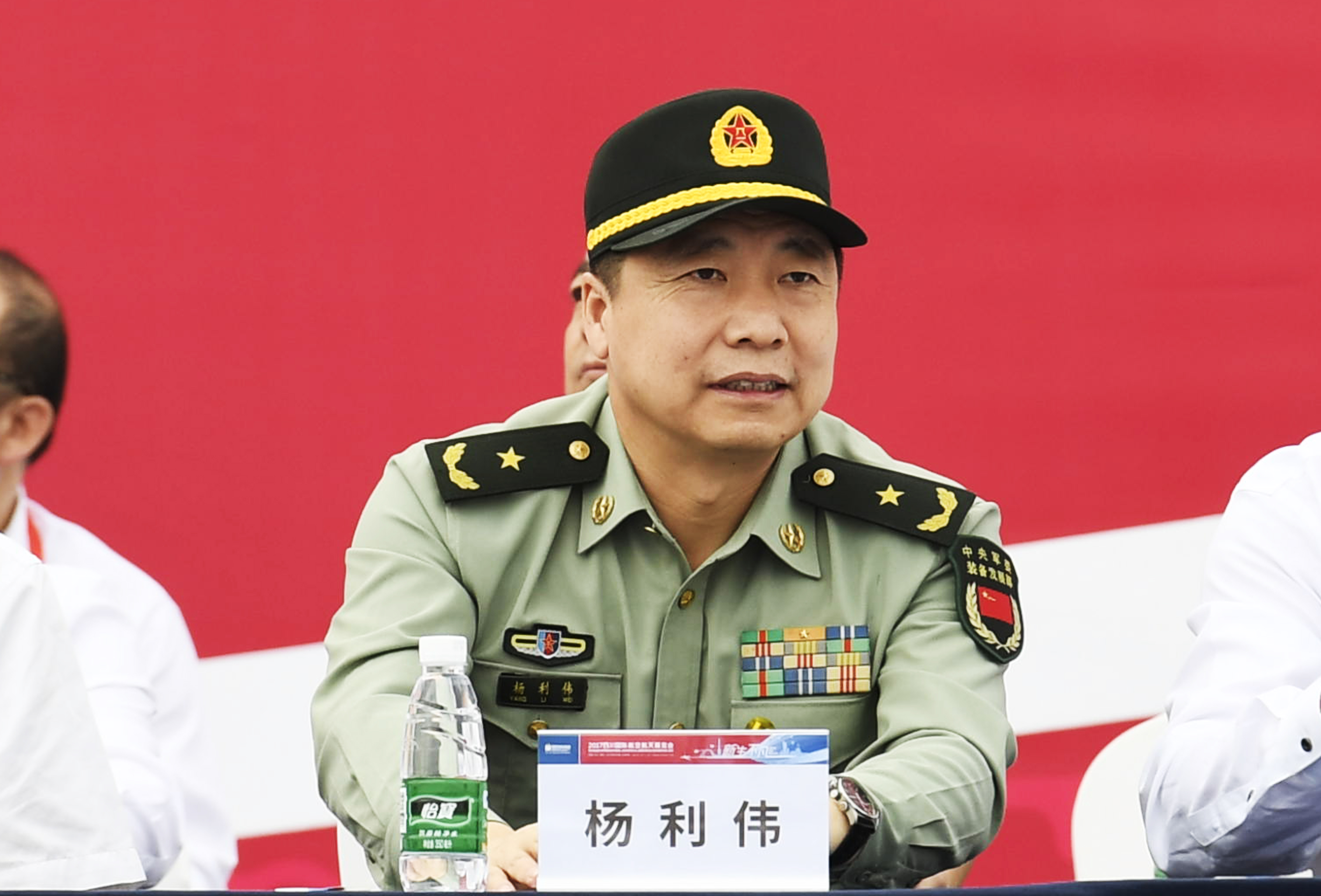 (两会速递)杨利伟:今年将面向社会选拔第三批航天员